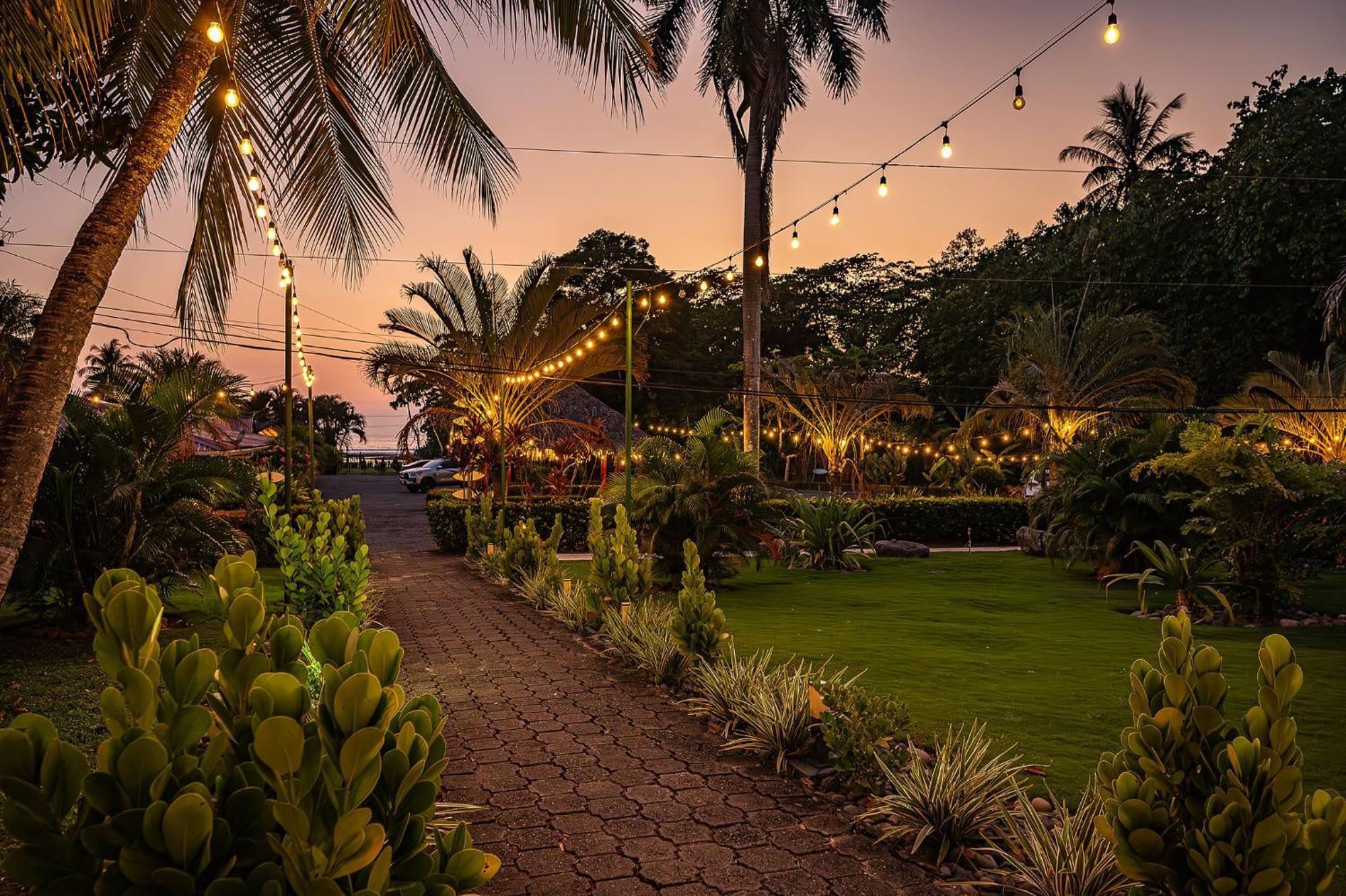Beach Break Resort & Cr Surf Camp ハコ エクステリア 写真