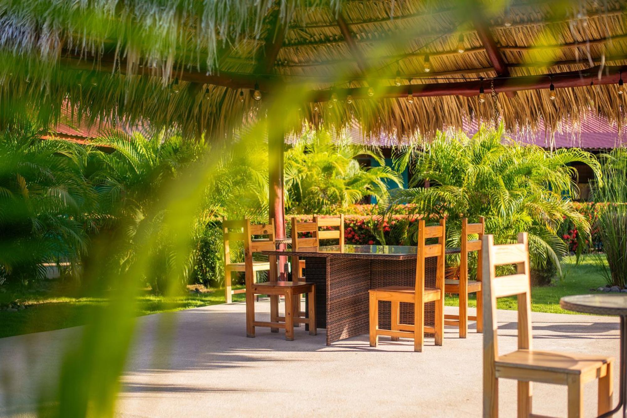 Beach Break Resort & Cr Surf Camp ハコ エクステリア 写真