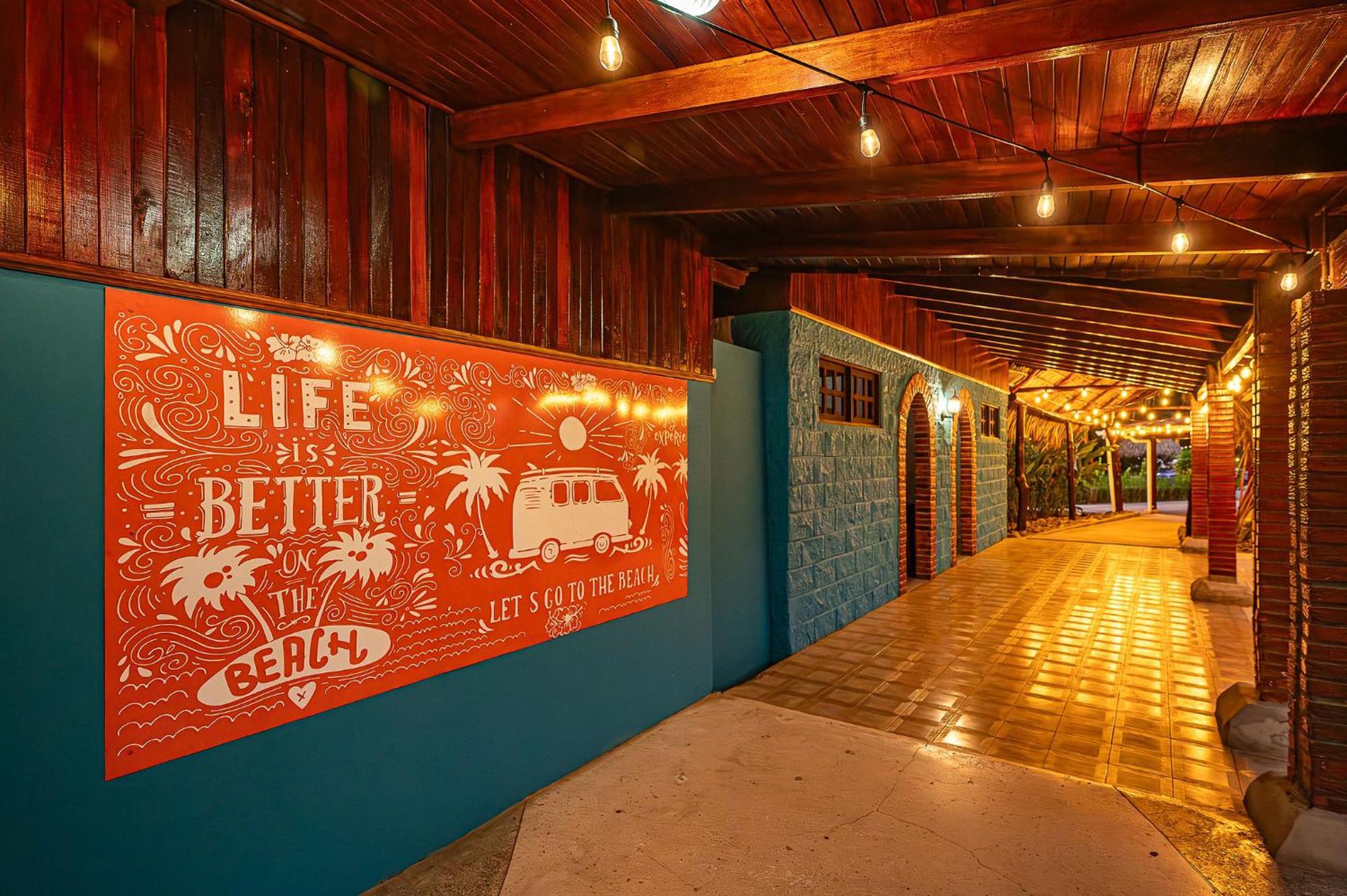 Beach Break Resort & Cr Surf Camp ハコ エクステリア 写真